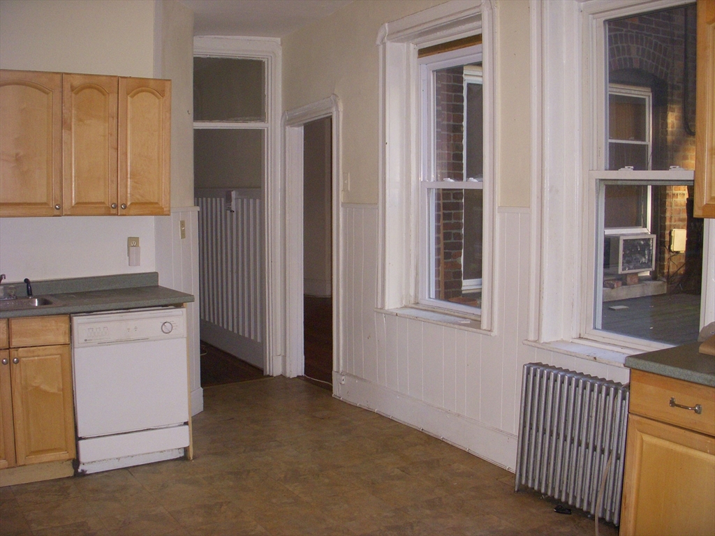 145 Charles St # 2 Property Photo 5