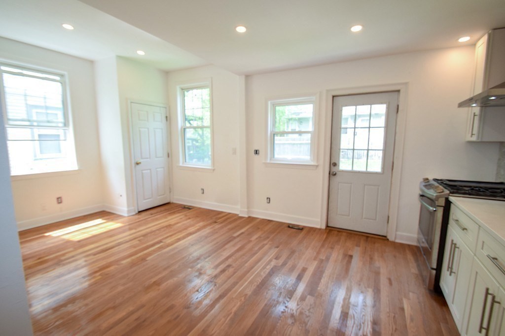 32 Cedar Street # L Property Photo 8