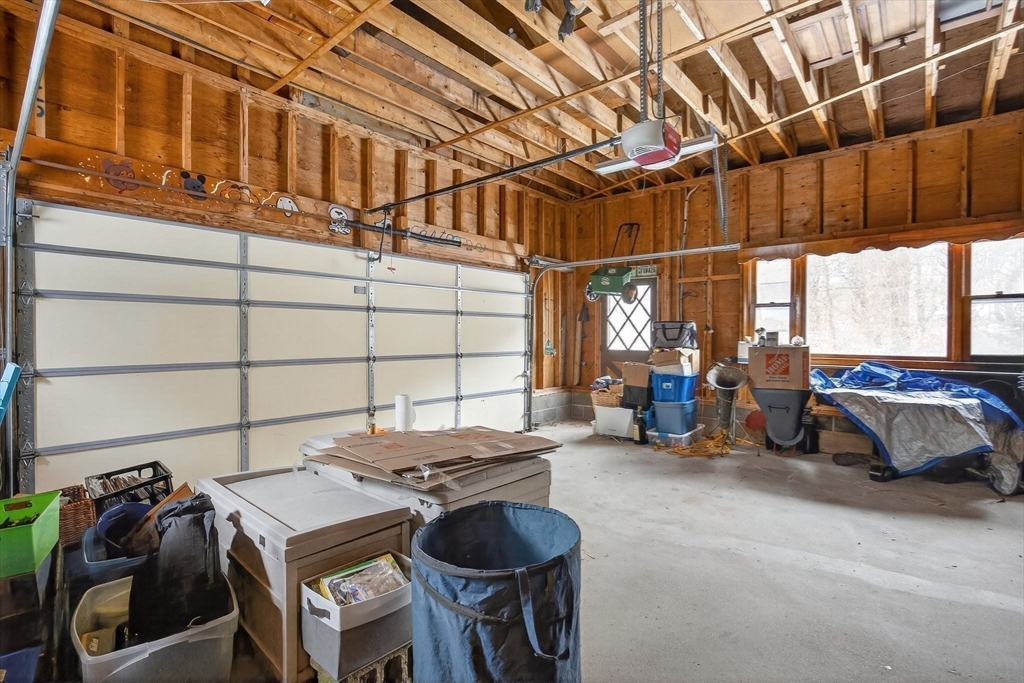2 Pine Ridge End Property Photo 16