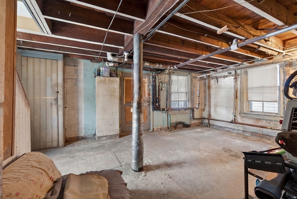 135 Allen Ave Property Photo 14