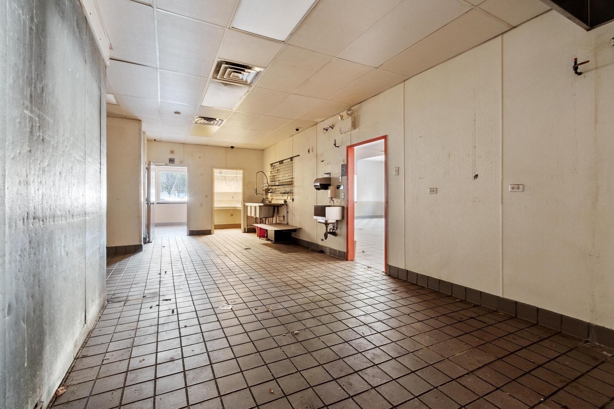 223 Groton Road Property Photo 12