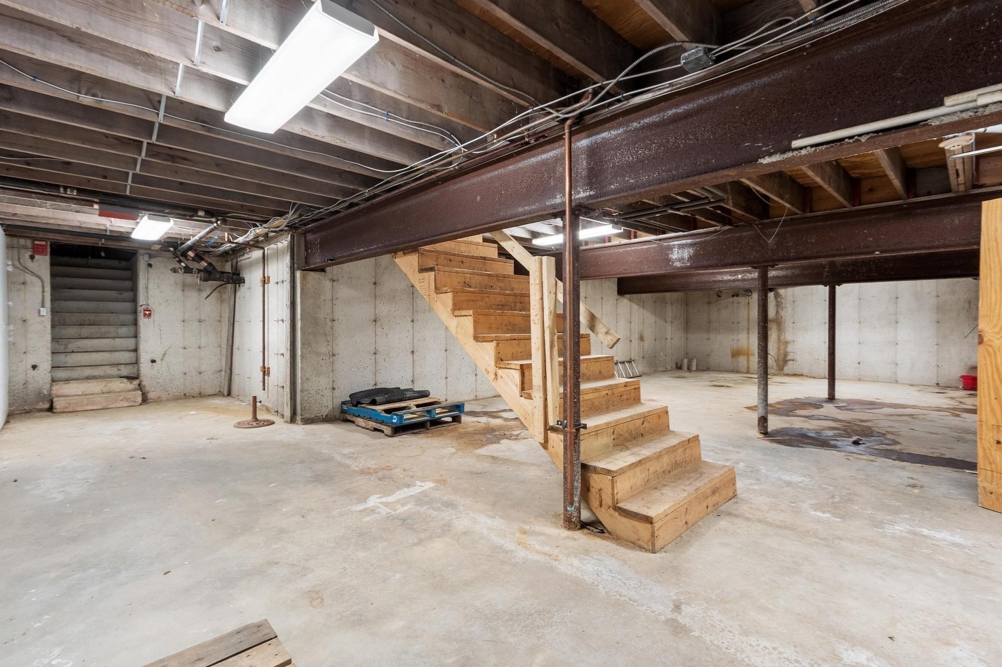 223 Groton Road Property Photo 18