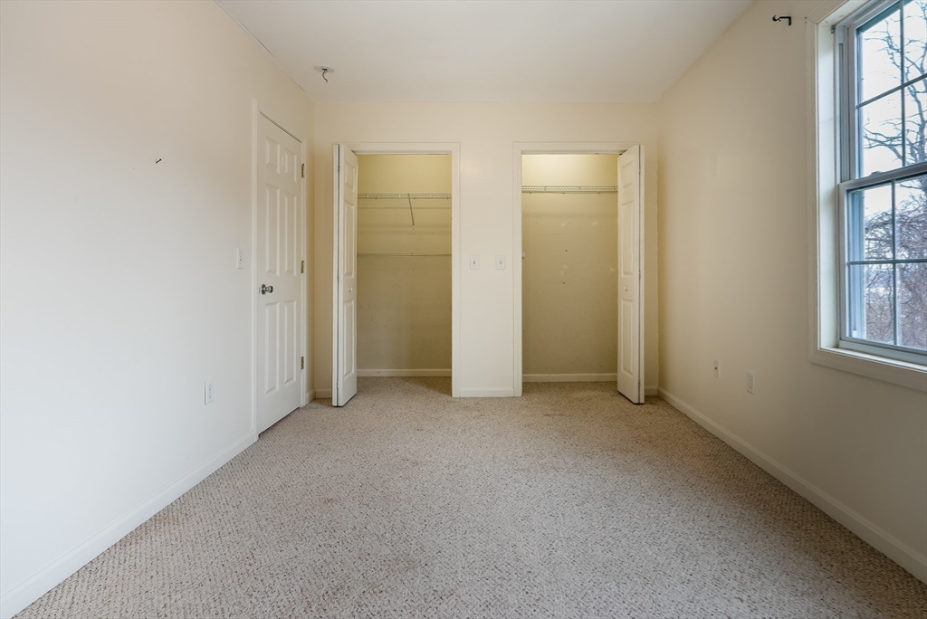 318 Crescent St # A Property Photo 14