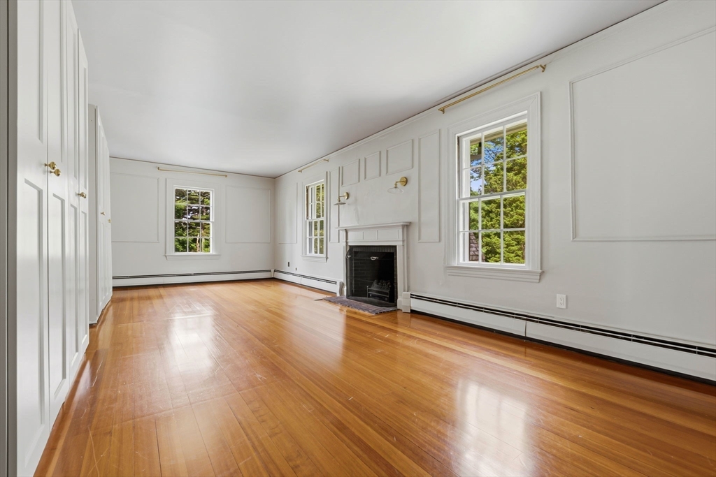 852 Hale St Property Photo 14