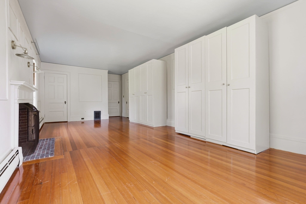 852 Hale St Property Photo 15