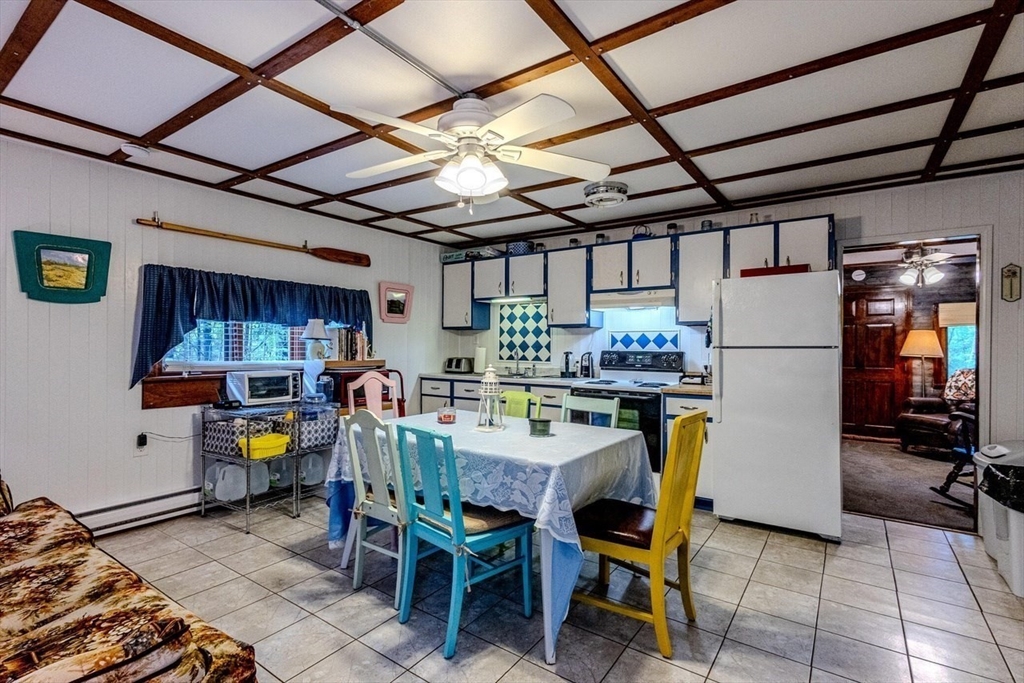 9 Roberts Lane Property Photo 7