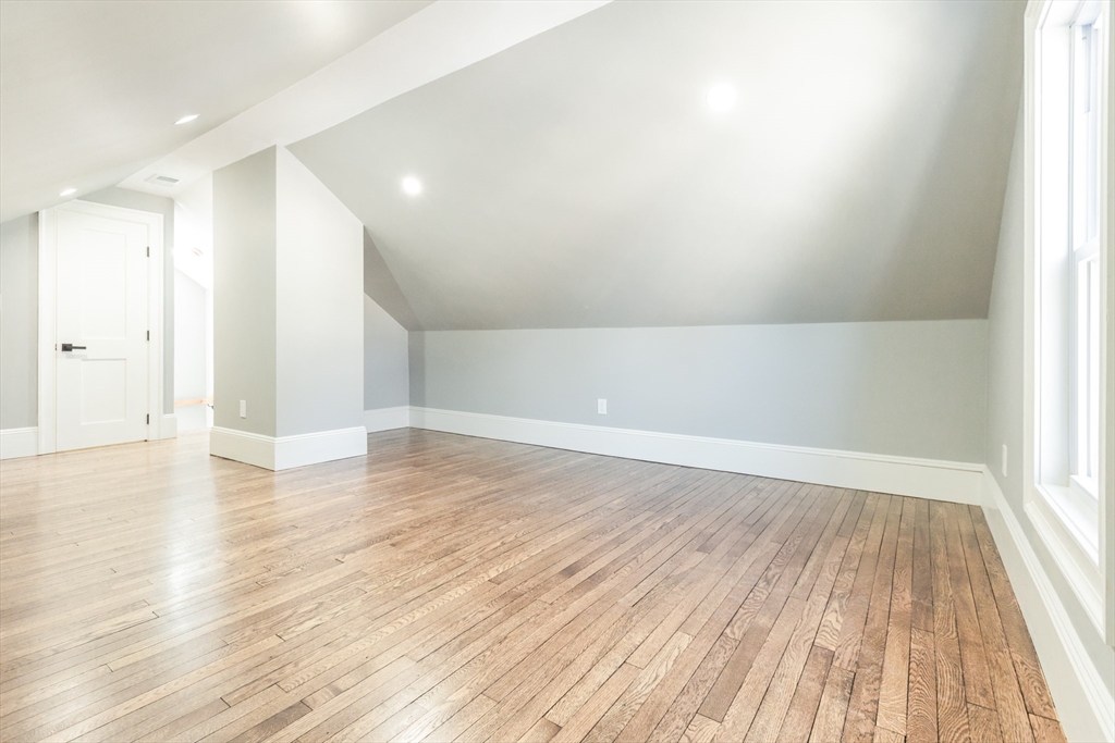 79 Huron Cir Property Photo 24