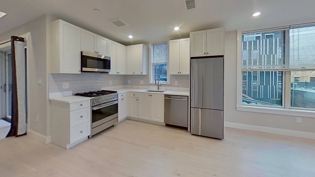 197 Green Property Photo 16