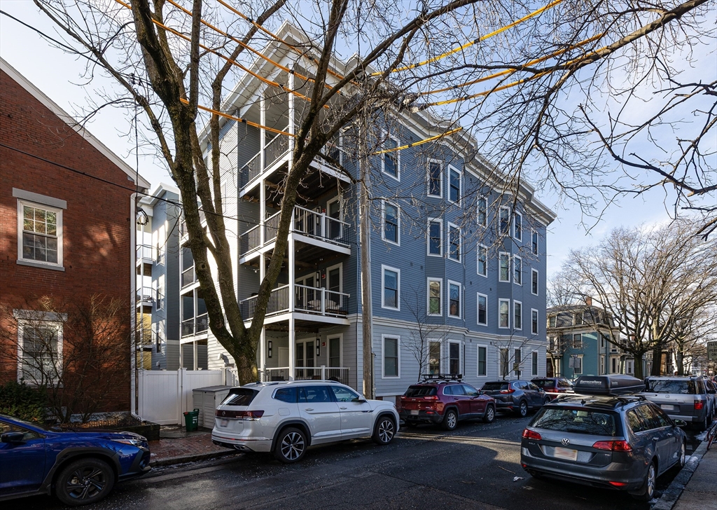 22-24 Magazine Street Property Photo 2