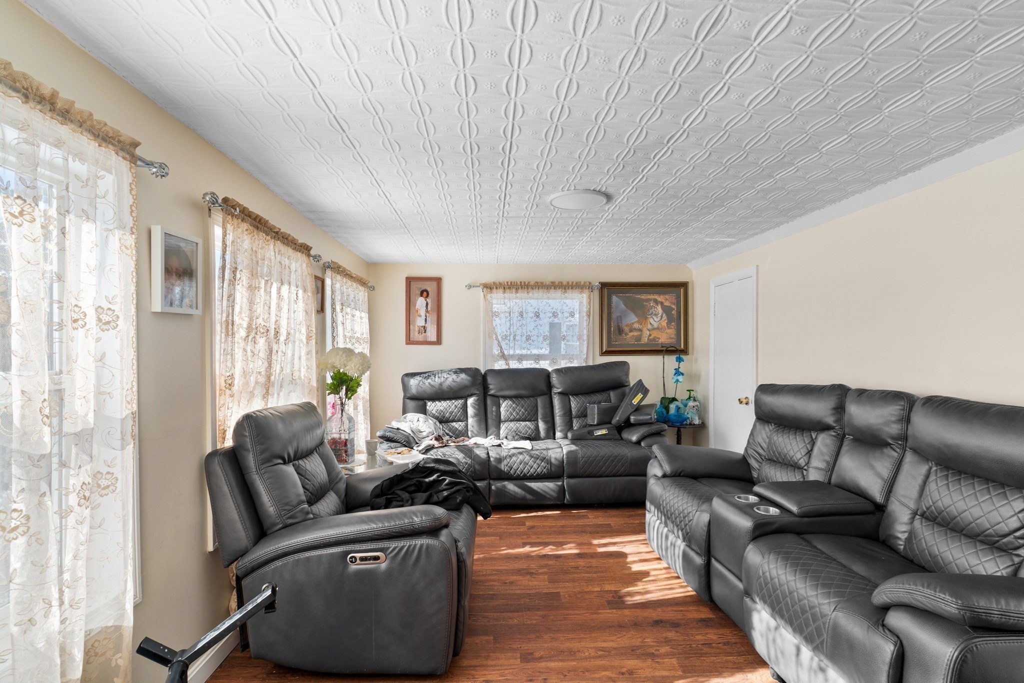 192 E Spring St Property Photo 18