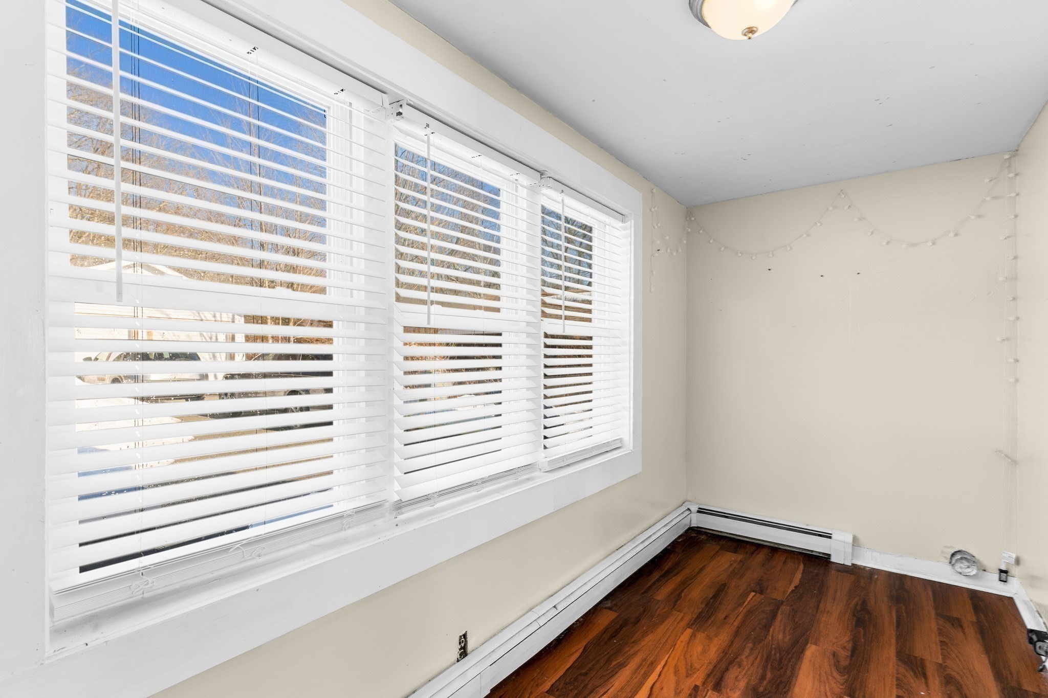 192 E Spring St Property Photo 23