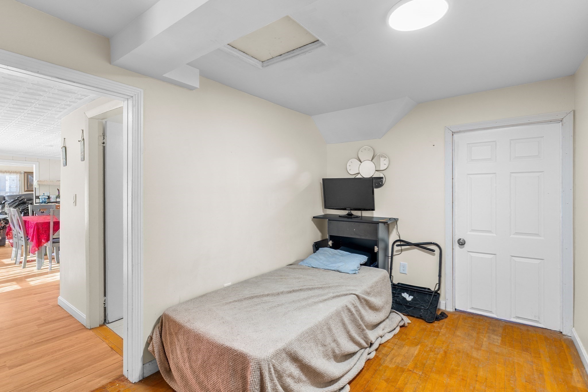 192 E Spring St Property Photo 25