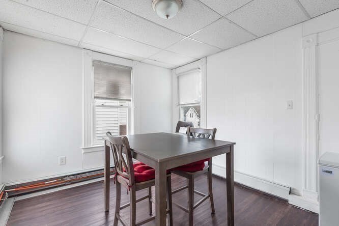 24 Adams St Property Photo 10
