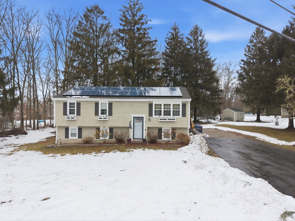 51 Newton St Property Photo 2