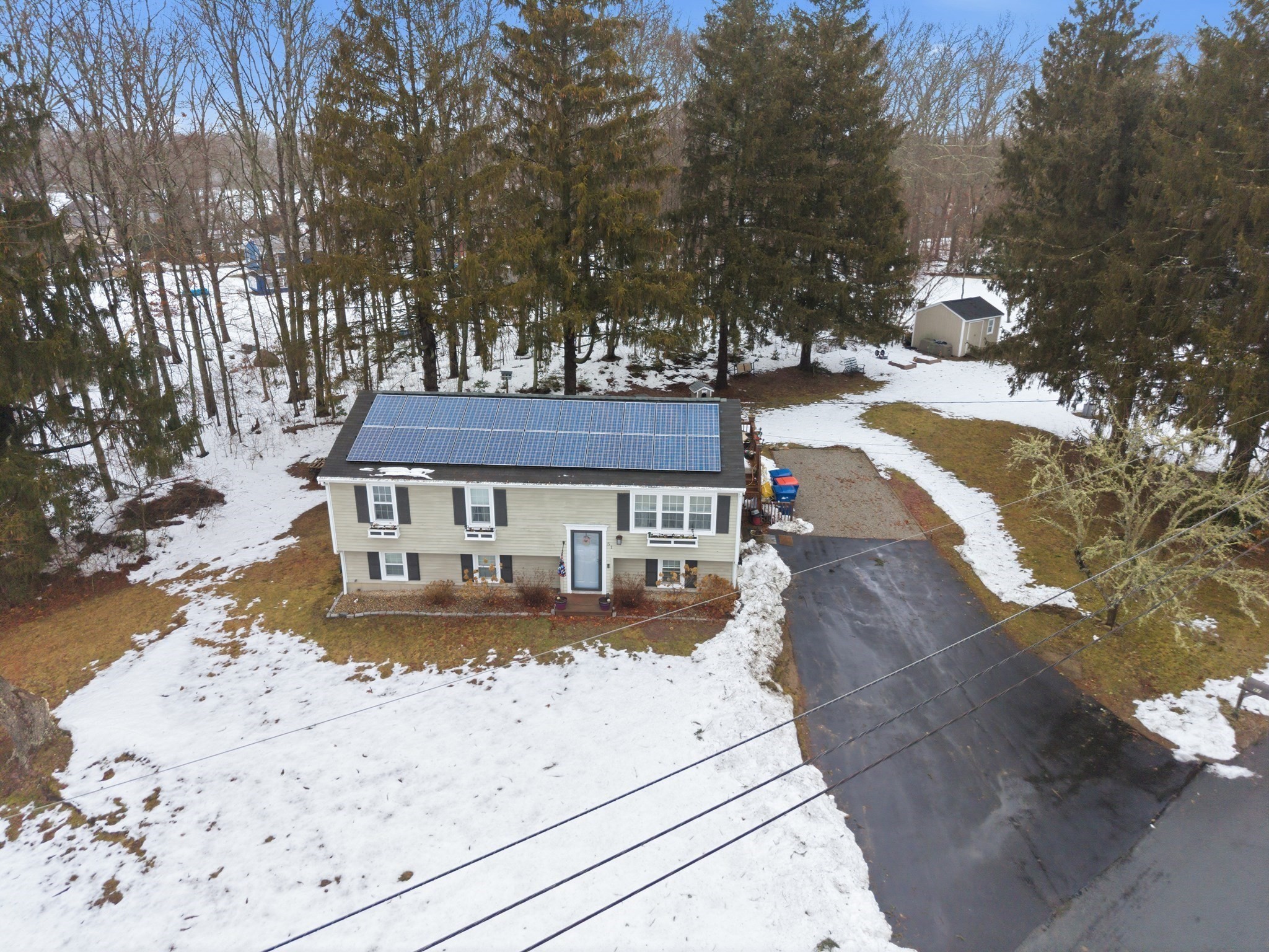 51 Newton St Property Photo 36