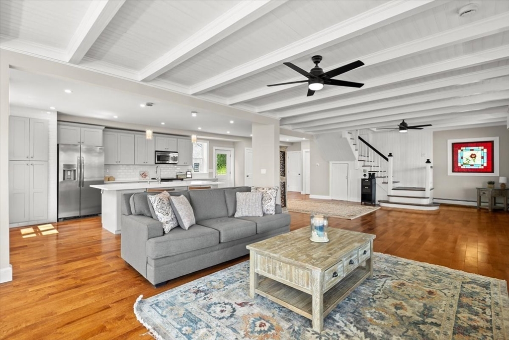 1366 Gardners Neck Rd Property Photo 12