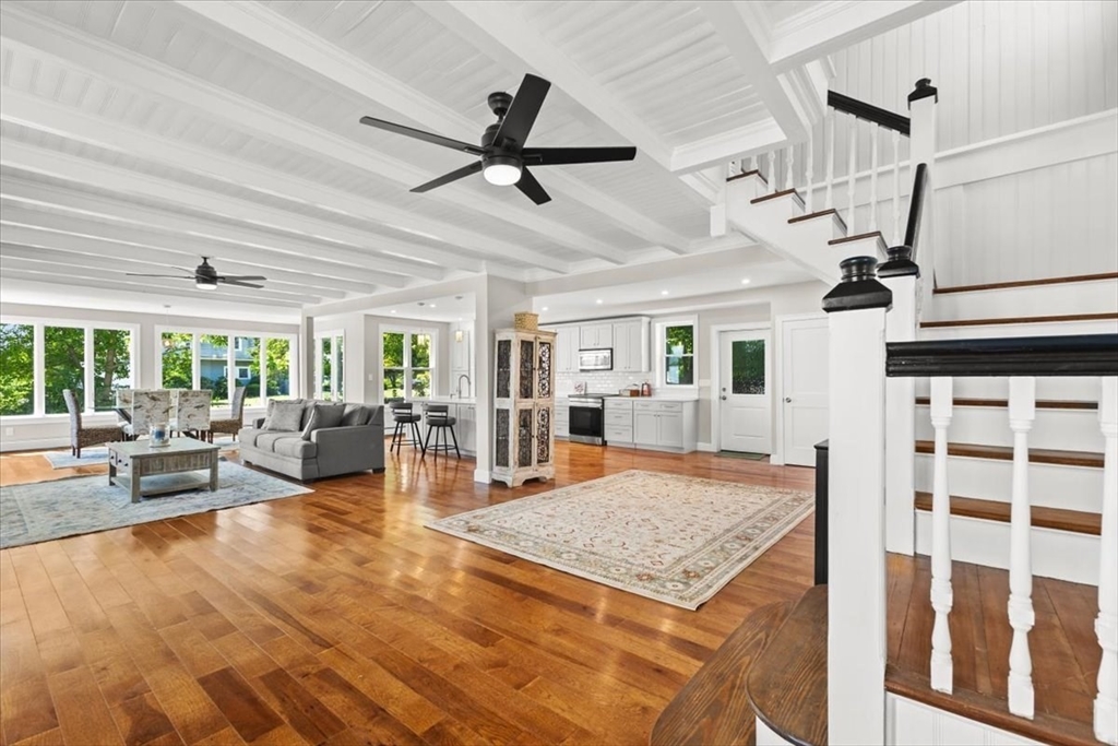 1366 Gardners Neck Rd Property Photo 16