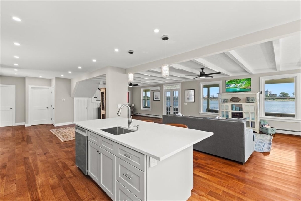 1366 Gardners Neck Rd Property Photo 19