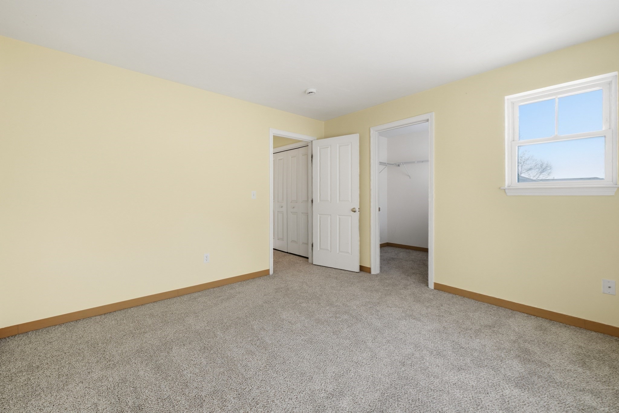 200 Beacon St Property Photo 17