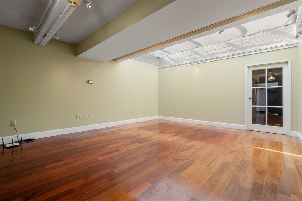 115 Dummer St Property Photo 20