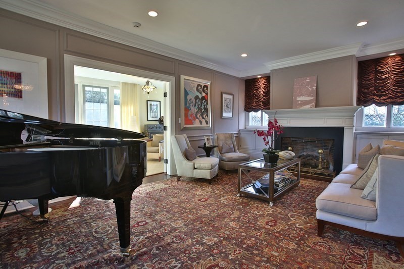 460 Heath Street Property Photo 2