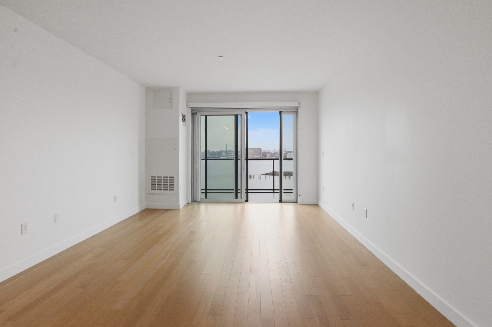 65 Lewis St Property Photo 16