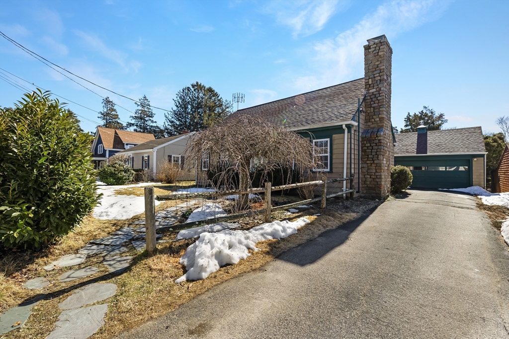 61 Oxford St. Property Photo 1