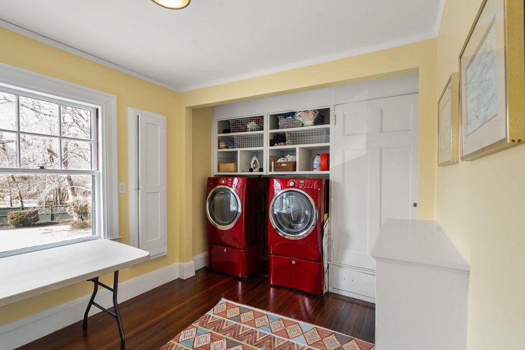 570 Bridge Street Property Photo 33
