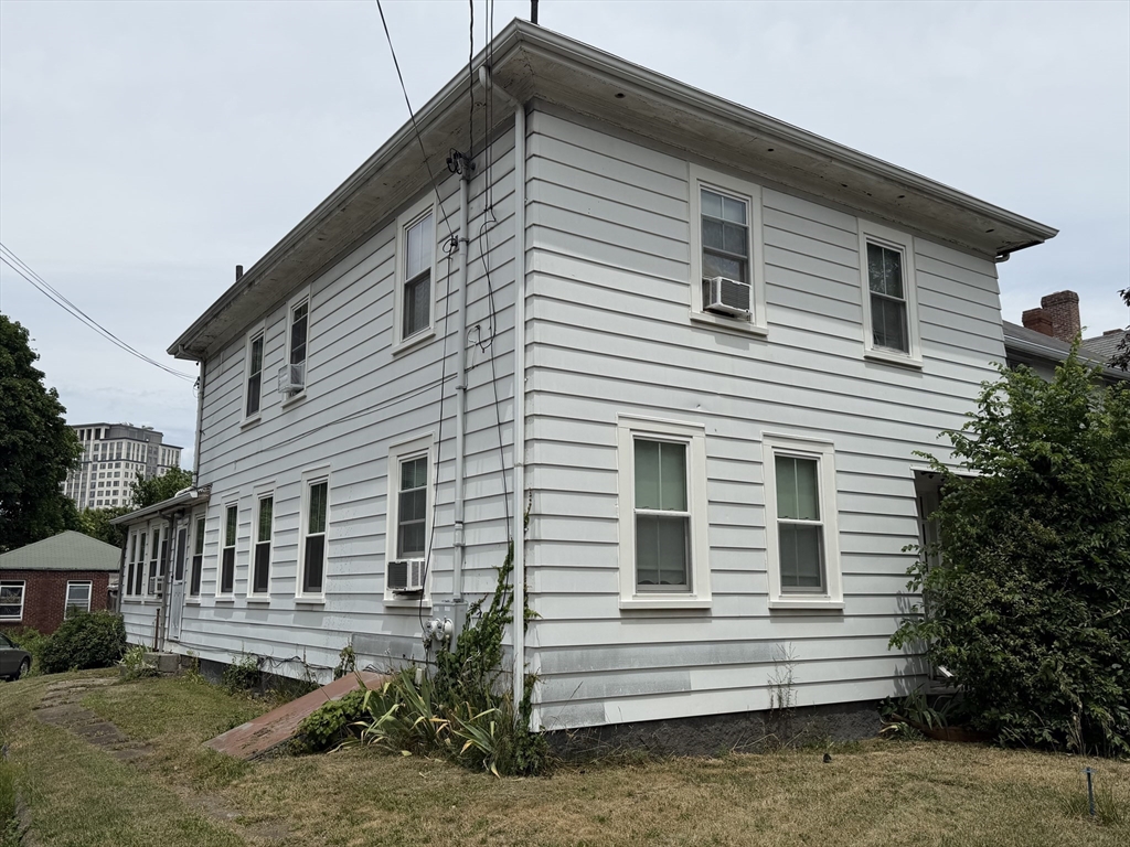 44 Elm Street Property Photo 3
