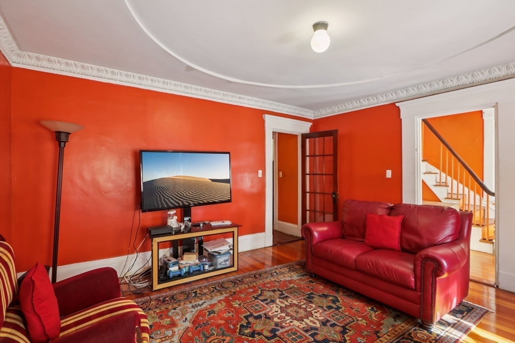 44 Elm Street Property Photo 7