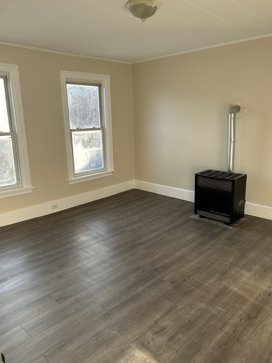 230 Pleasant St # 2 Property Photo 1