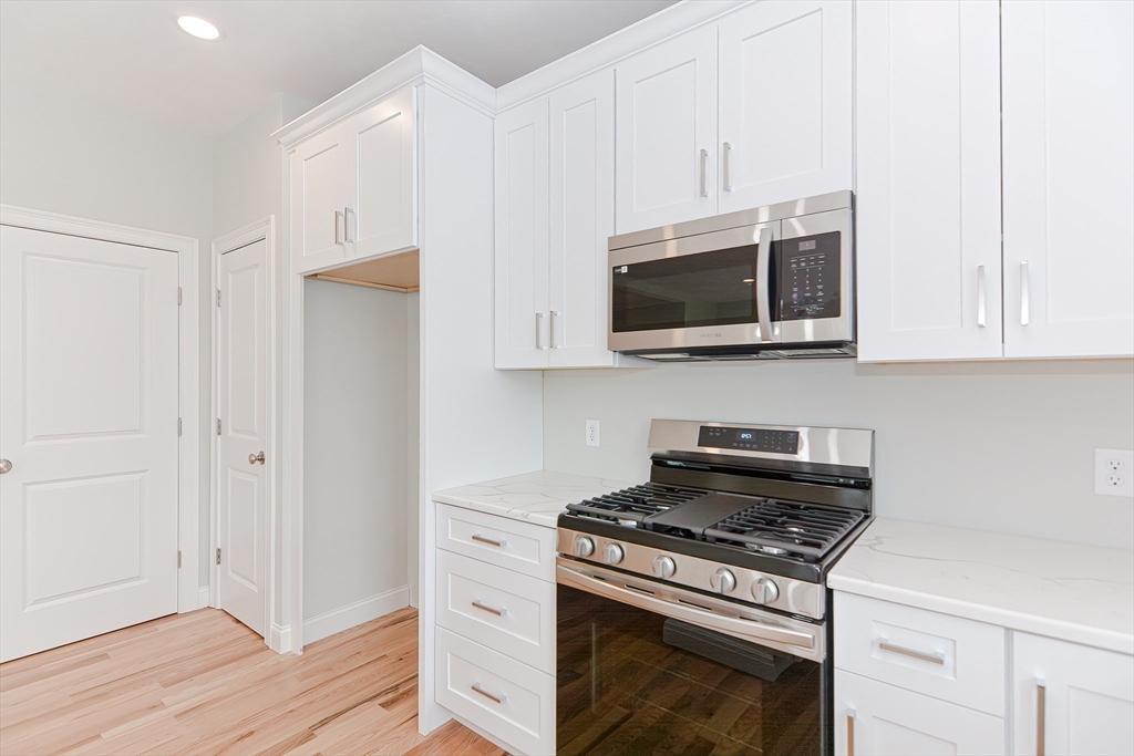 79 Fisherville Terrace # 0 Property Photo 6