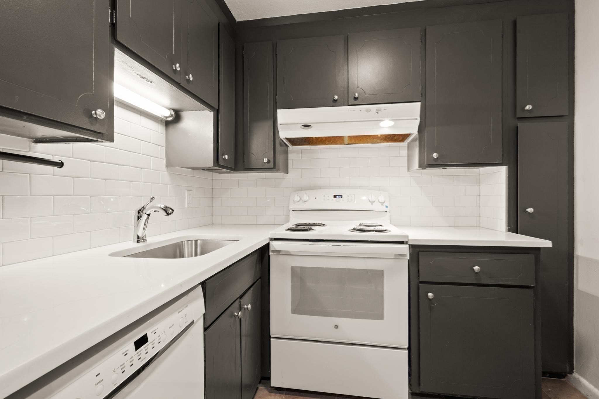 15 Cass Street # 3 Property Photo 8