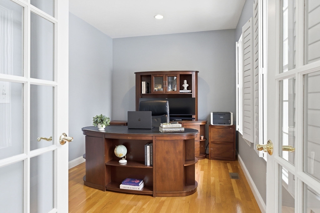 7 Grindstone Ct Property Photo 20