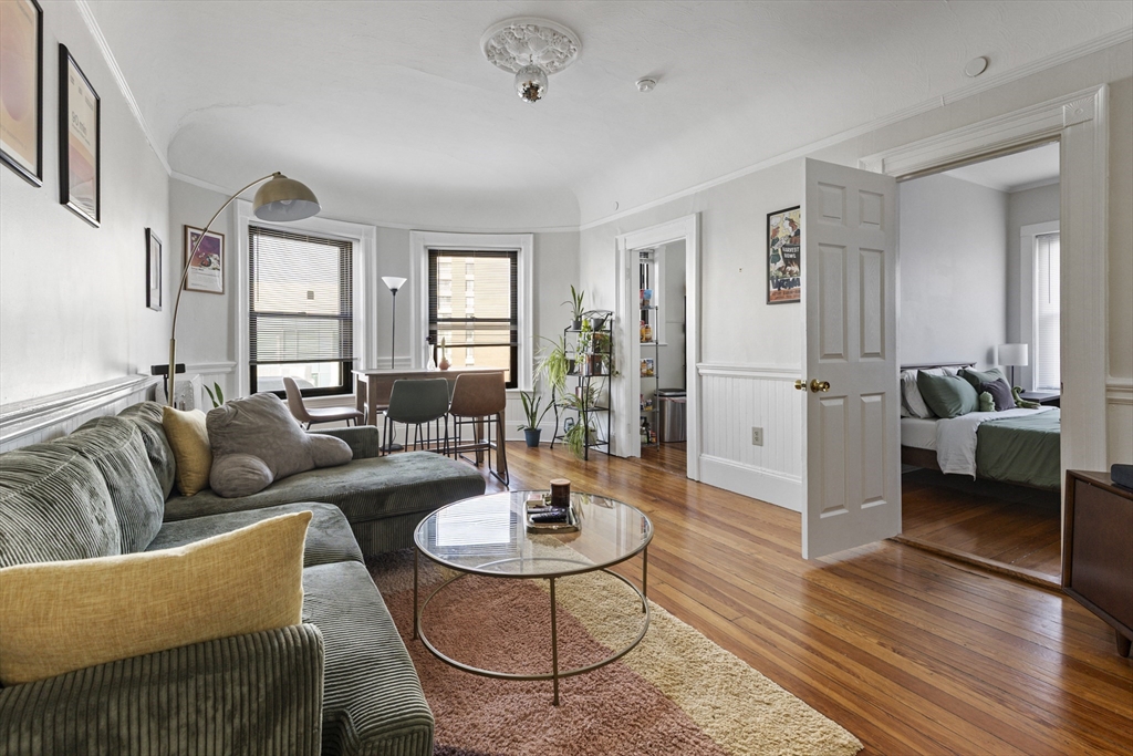 1039 Massachusetts Avenue Property Photo 4