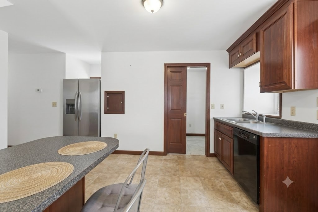 17 School St Property Photo 7