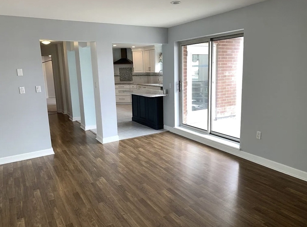 9 Park Ave # 202 Property Photo 12