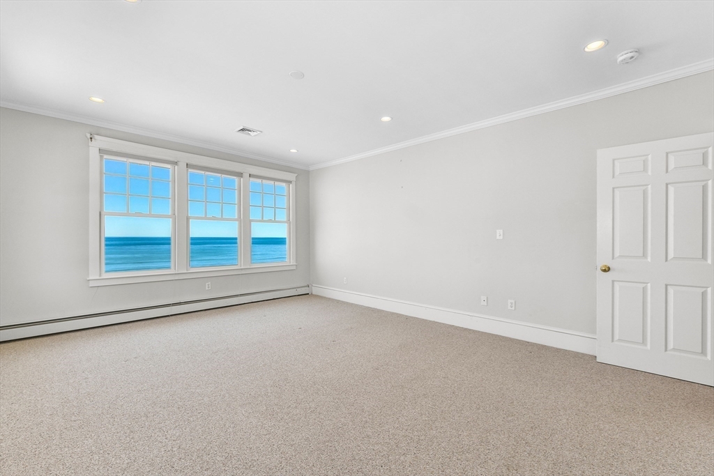 351 Beach Ave Property Photo 11