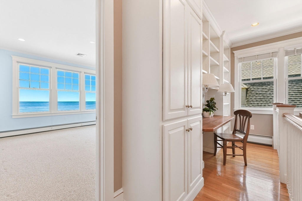 351 Beach Ave Property Photo 18
