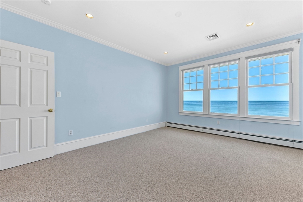 351 Beach Ave Property Photo 19
