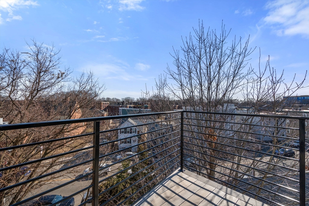 34 Vinton Street Property Photo 8