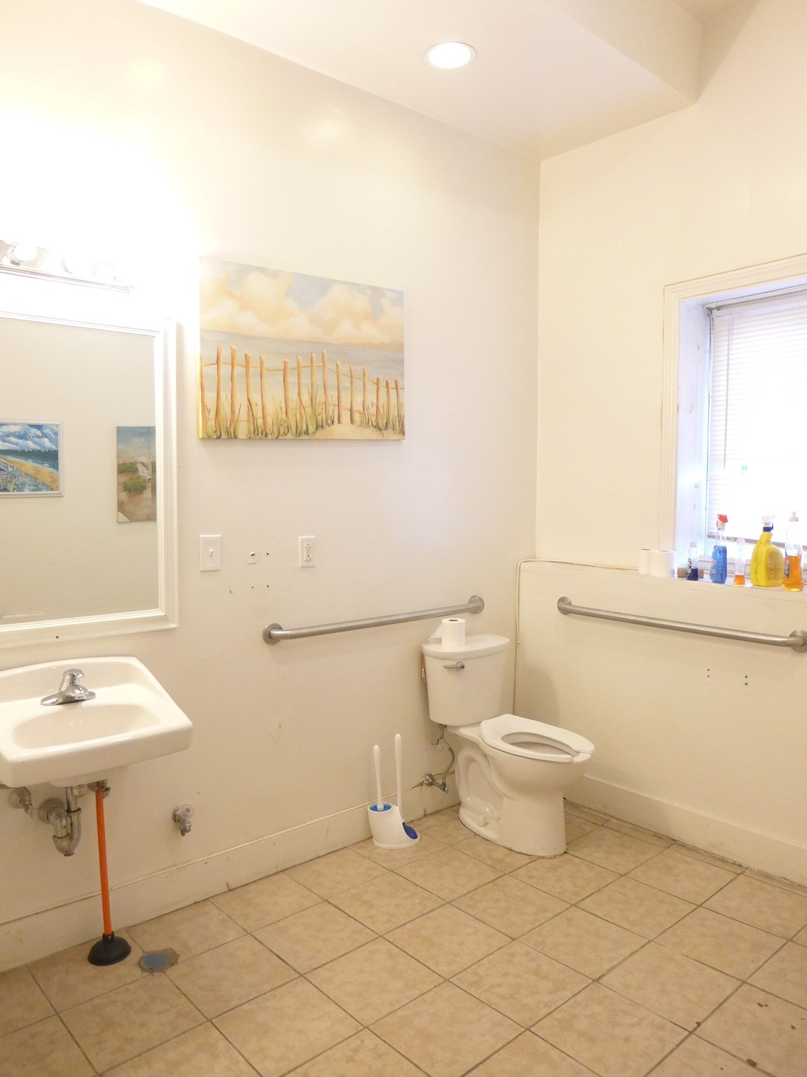 195 Dudley St Property Photo 6