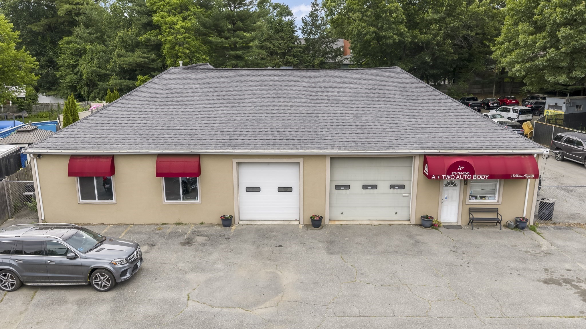 20 Woodland St Property Photo 1