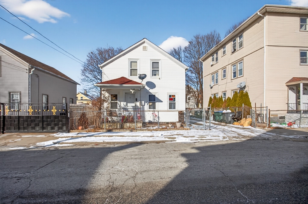 31 Sassafras St Property Photo 2