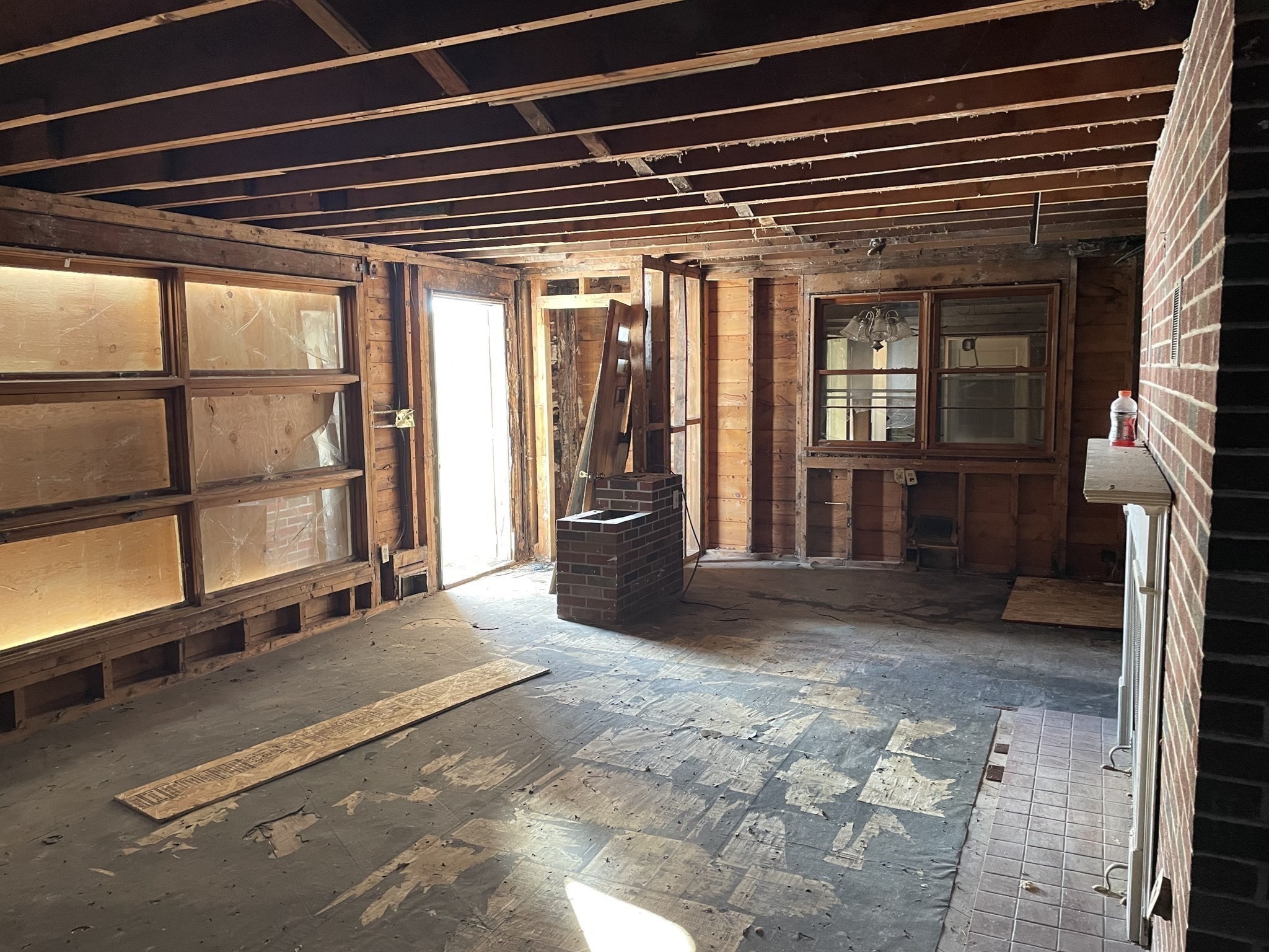 523 James St Property Photo 4