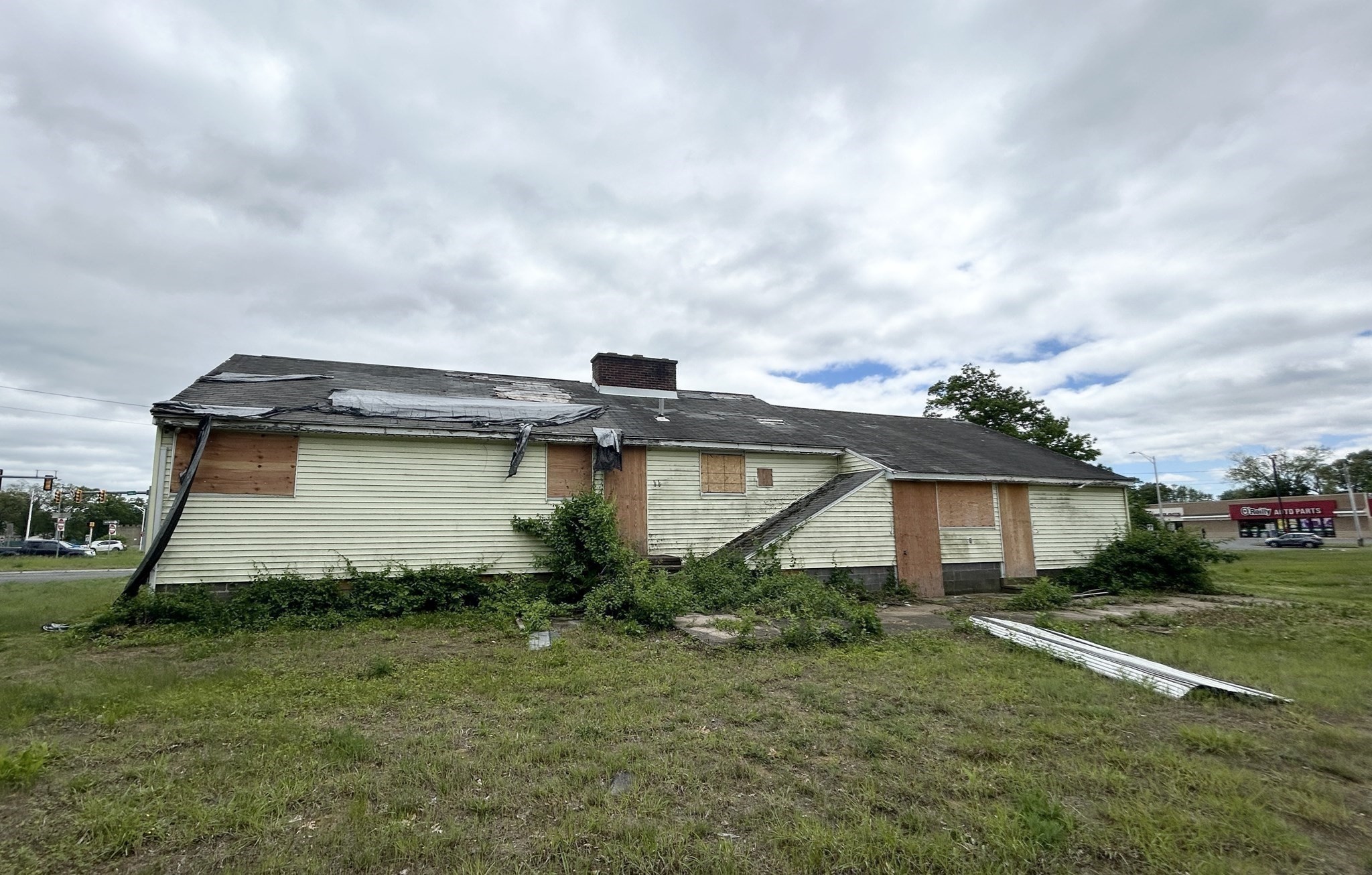 523 James St Property Photo 6