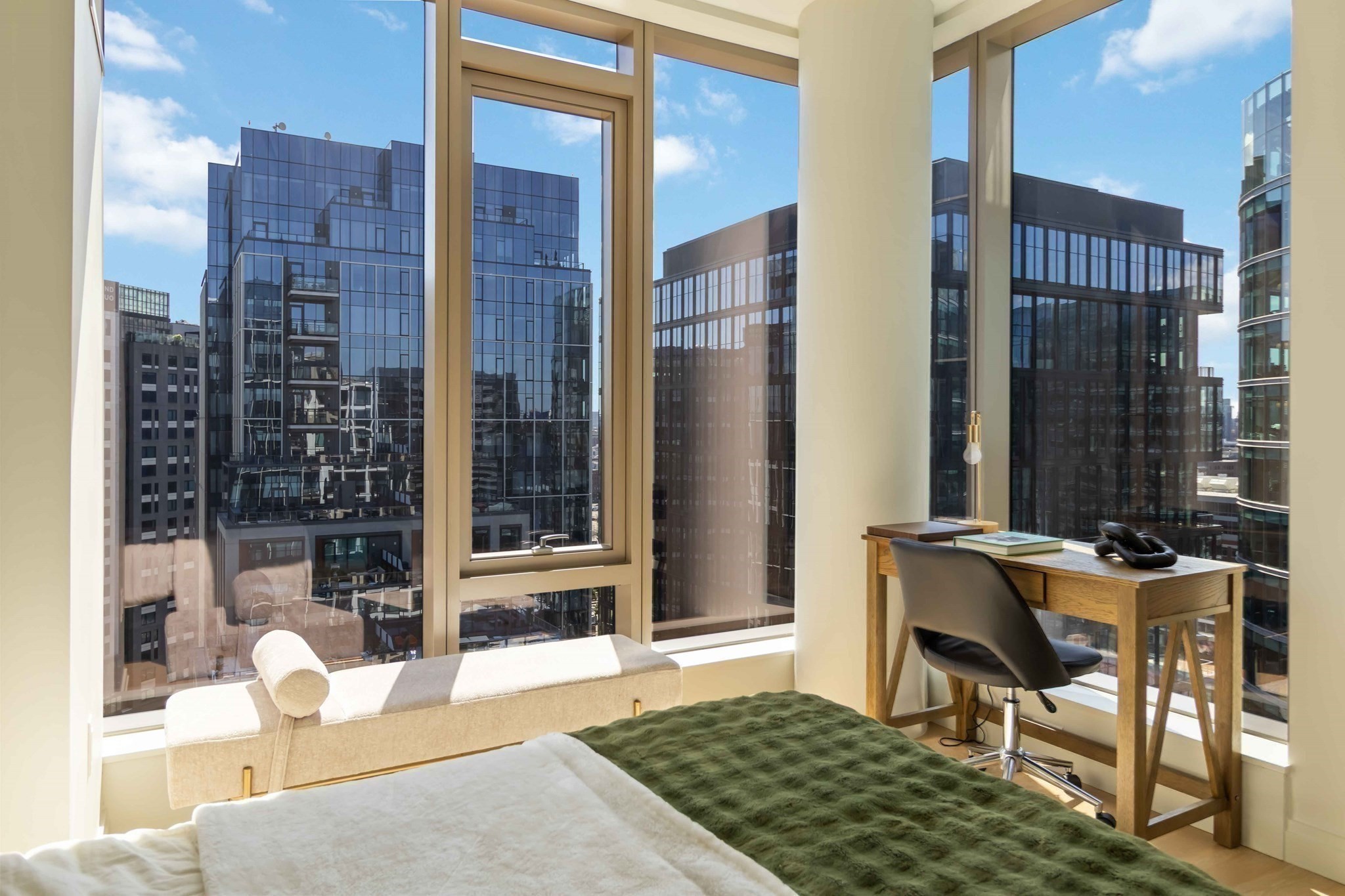 133 Seaport Blvd # 2007 Property Photo 11