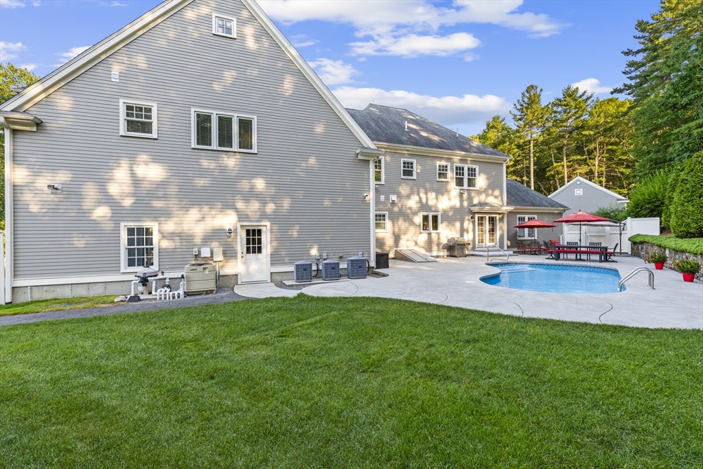 10 Crisileo Way Property Photo 35