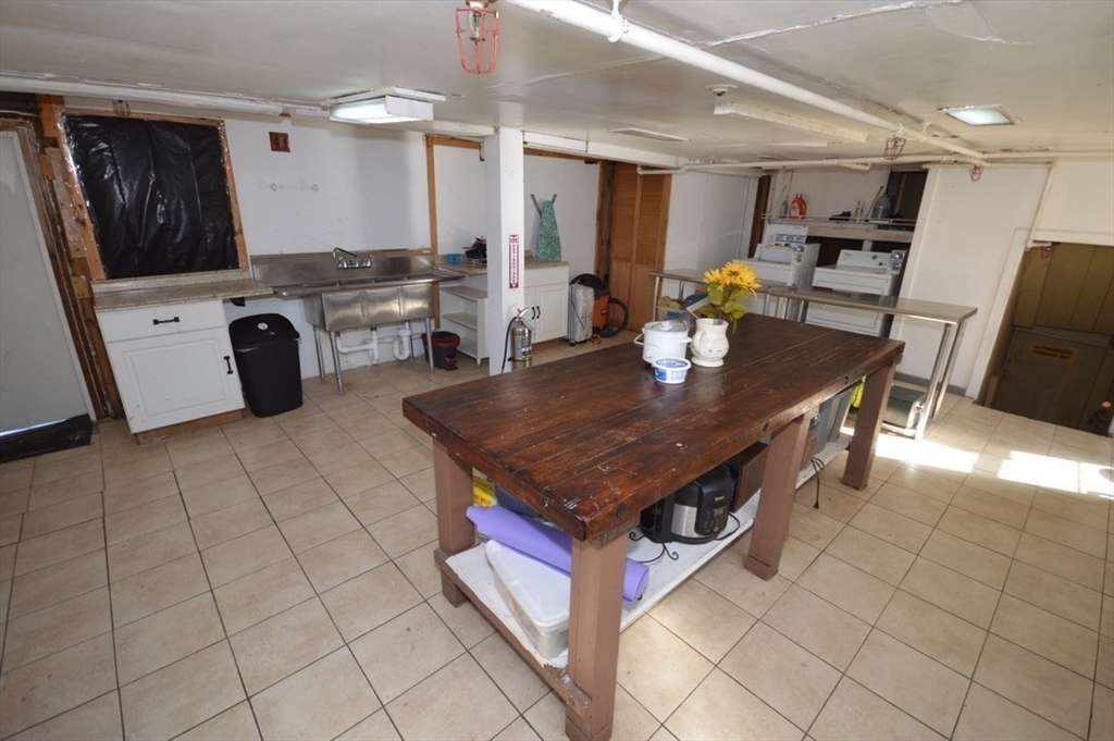 720 Kearsarge Property Photo 11