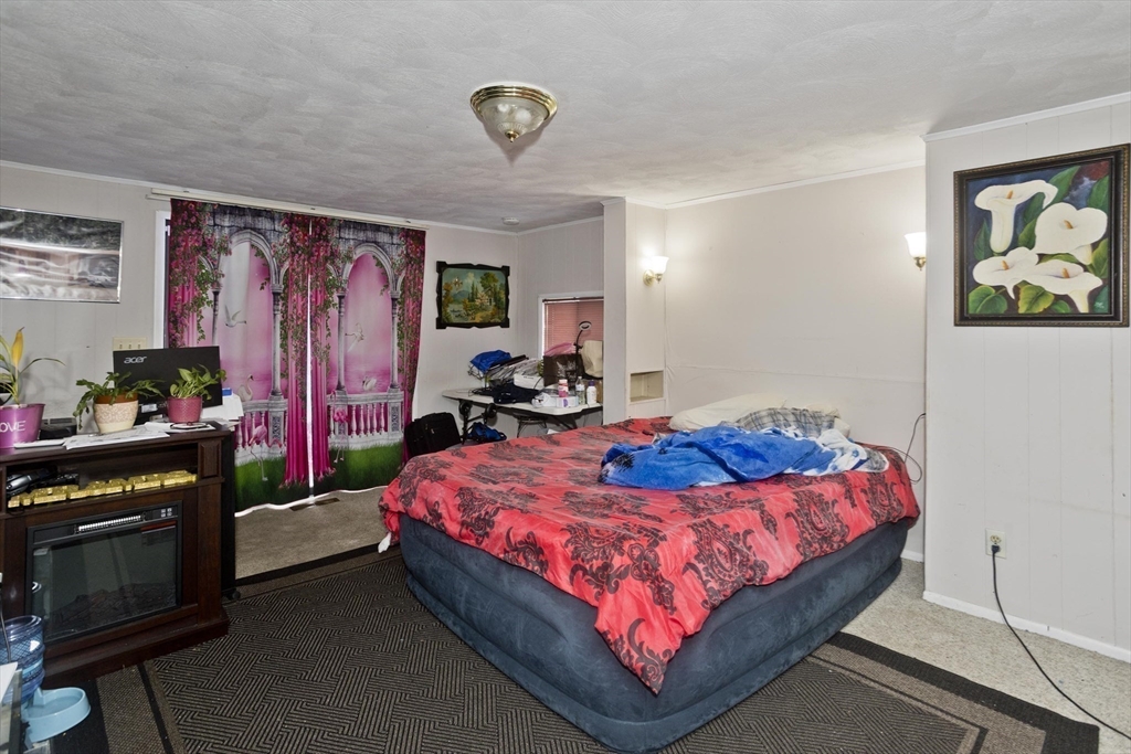 647 Plumtree Rd Property Photo 15
